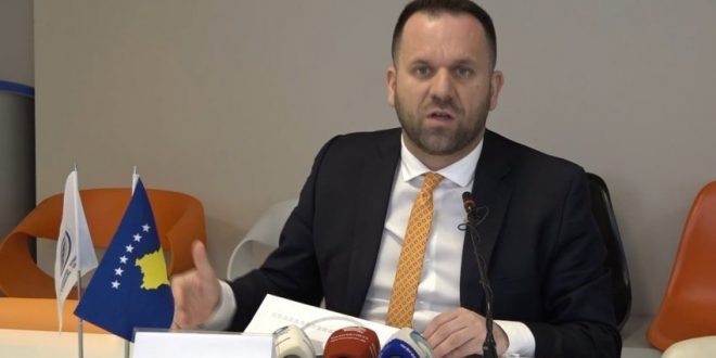 Berat Rukiqi: Është hipokrizi thirrja për respektimin e masave kur në të njëjtën partitë politike po e shkelin ligjin