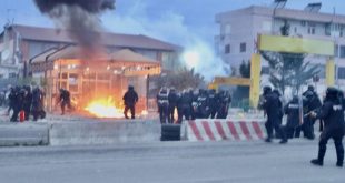 Protesta në “Astir” të Tiranës, në disa medie e portale shqip, barazohet me luftën kundër regjimit të Milosheviqit