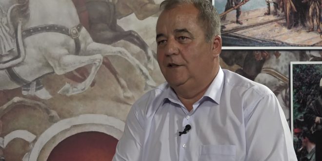 Sadik Halitjaha: Njeri tabor thotë do të ju japim lekë, lekë, tjetri tabor thotë punë, punë