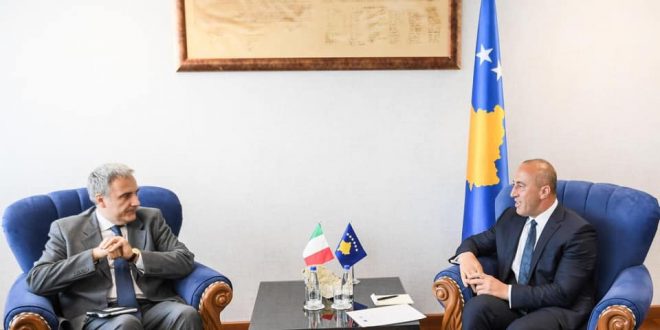 Kryeministri në detyrë i Kosovës Ramush Haradinaj, ka takuar ambasadorin e Italisë në Kosovë Piero Cristoforo Sardi