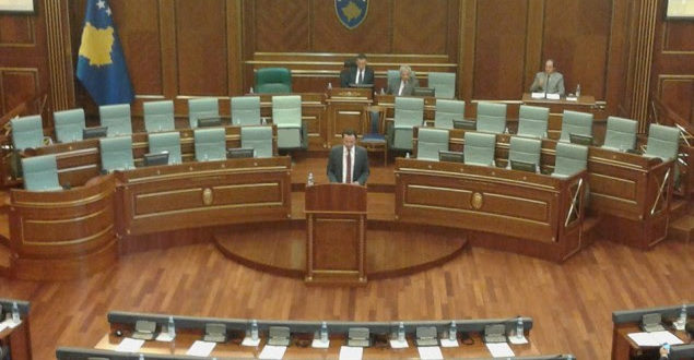 Seanca parlamentare e thirrur nga opozita ka përfunduar me 4 fjalime të deputetëve