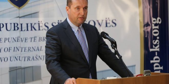 Aleanca Kosova e Re pret nga qeveria ta shqyrtojë vendimin për shkarkimin e Flamur Sefajt