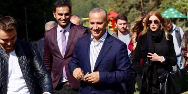 Kandidati i Aleancës Kosova e Re për Prishtinën, Selim Pacolli, ka shpalosur programin e tij në parkun e Gërmisë