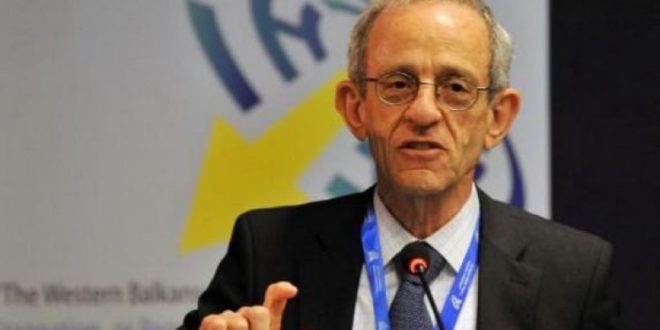 Serwer: Do të bëhet presion mbi Kosovën për arritjen e marrëveshjes me Serbinë para zgjedhjeve në Beograd