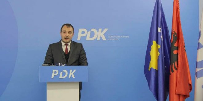 Sipas PDK-së, Kosova po përballet me një situatë të patolerushme të keq-menaxhimit të procesit arsimor