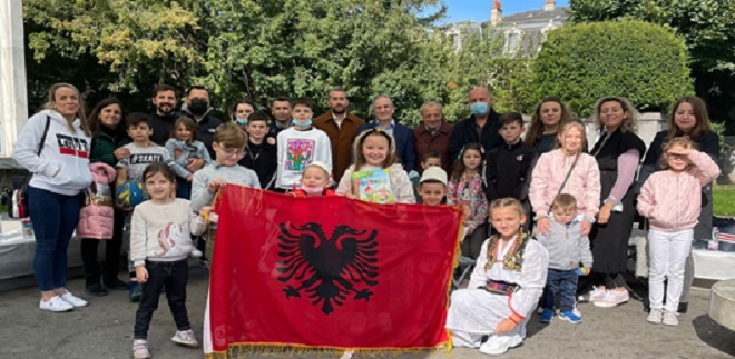 Mustafë Krasniqi: Shkolla Shqipe në Zvicër ka njoftuar se  vazhdon me hapjen e klasave të reja, edhe në Vevey, të Kantonit (VD)