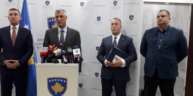Një delegacion francezo-gjerman viziton Kosovën, takohen me krerë shtetërorë dhe udhëheqësit e Ekipit negociator