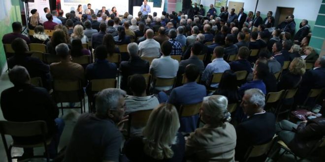 Kandidati i Vetëvendosjes për kryetar të Prishtinës, Shpend Ahmeti, mbajti tubim në Bregun e Diellit