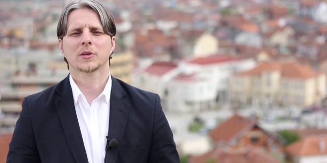 Shqiprim Arifi kërkon nga Albin Kurti përfshirjen në dialogun me Serbinë edhe të përfaqësuesve të Kosovës Lindore