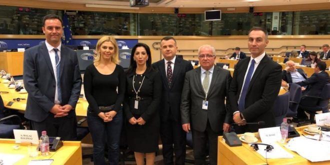 Taulant Balla: Shqiptarët nga 3 parlamentet e Shqipërisë, Kosovës dhe të Maqedonisë bëhen bashkë