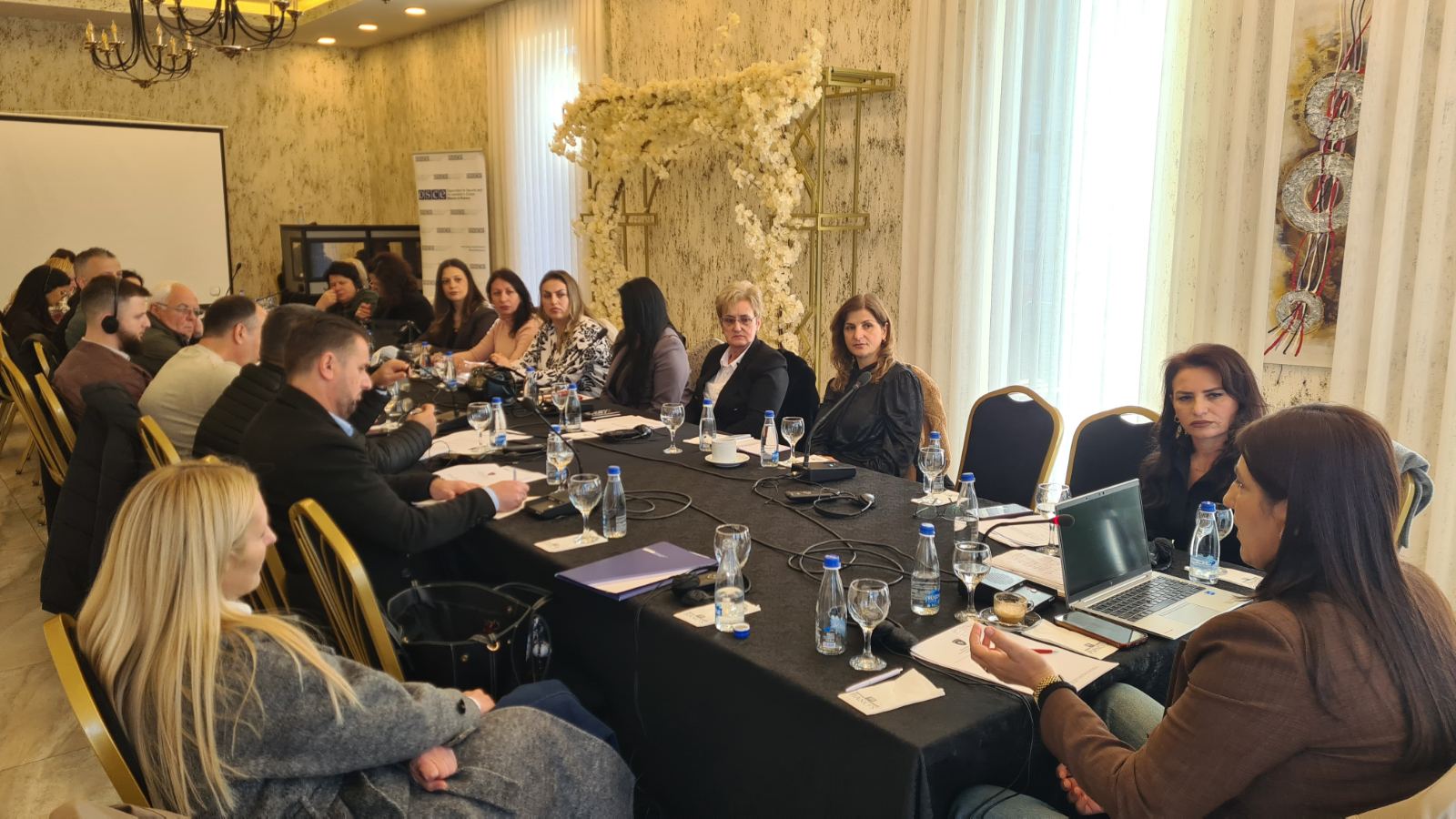 Zyra për Barazi Gjinore e Komunës së Skenderajt  ka organizuar një punëtori për mbrojtjen nga dhuna në familje dhe dhuna me bazë gjinore