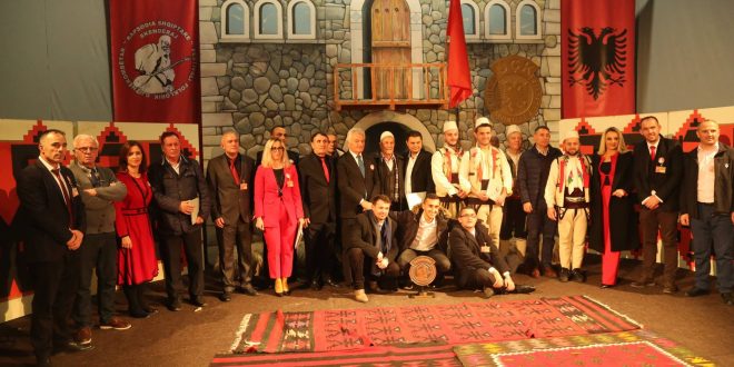 Në Shtëpinë e Kulturës, “Hasan Prishtina”, në Skënderaj, ka përfunduar nata e tretë dhe e fundit t festivalit, “Rapsodia shqiptare”
