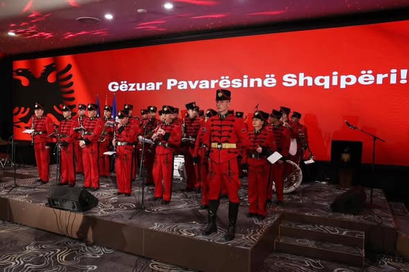 Kryetari Smajl Latifi ka marrë pjesë në pritjen solemne të organizuar nga Ambasada e Republikës së Shqipërisë për nderë të festave të Nëntorit