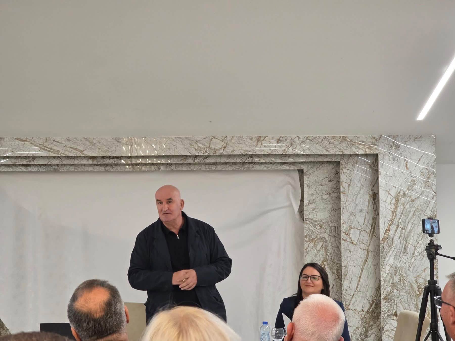 Kryetari Sokol Haliti mori pjesë në Kuvendin Themelues të Shoqatës së Mjekëve të Vitisë