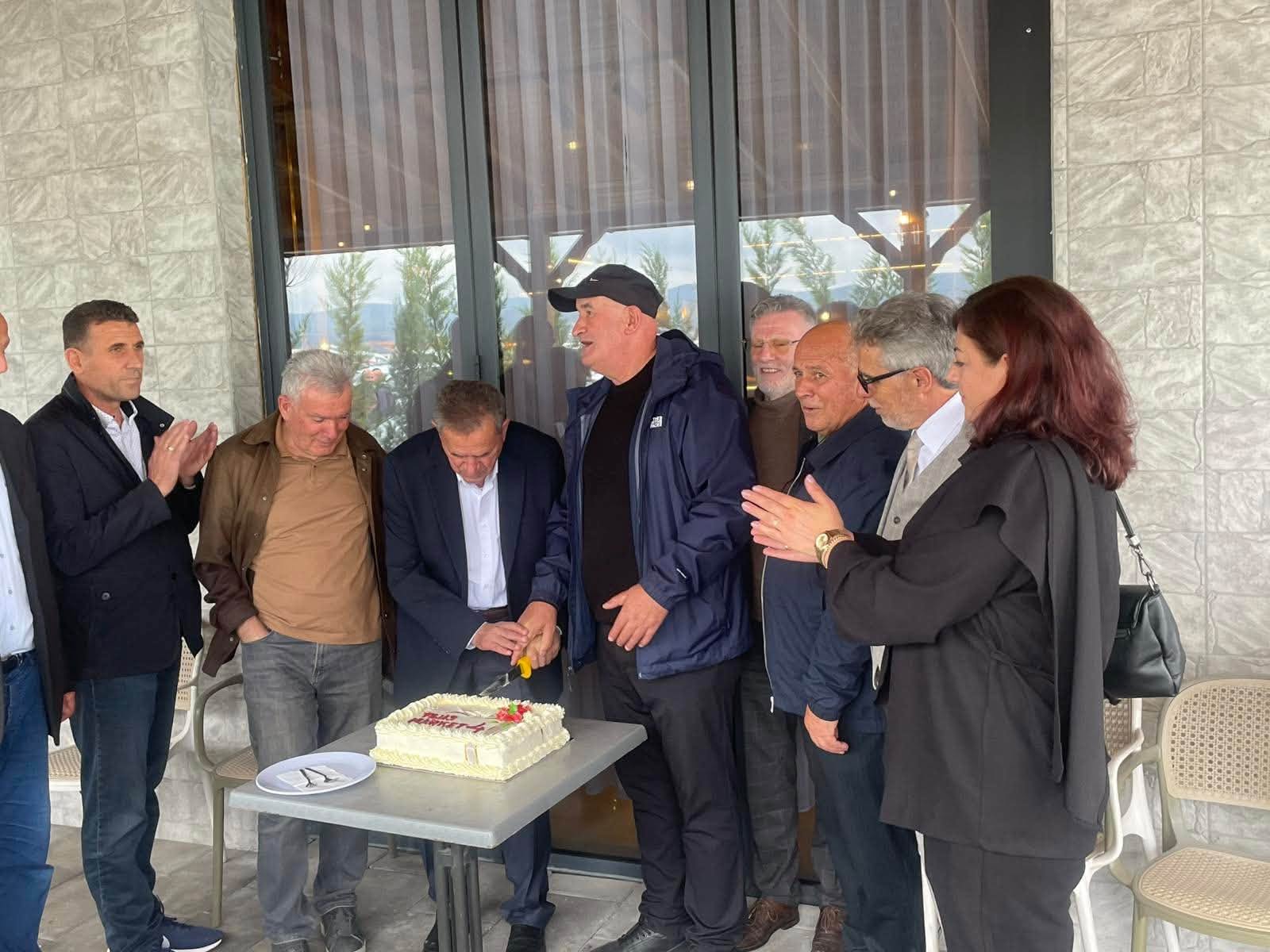 Kryetari Haliti mori pjesë në hapjen e  Plus Market  në Drobesh
