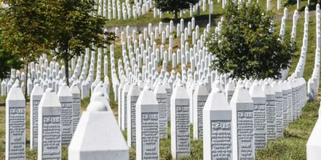 Ahmet Qeriqi: Gjenocidi në Srebrenicë rrah si çekan ndërgjegjen sa e sa herë të tradhtuar të Evropës