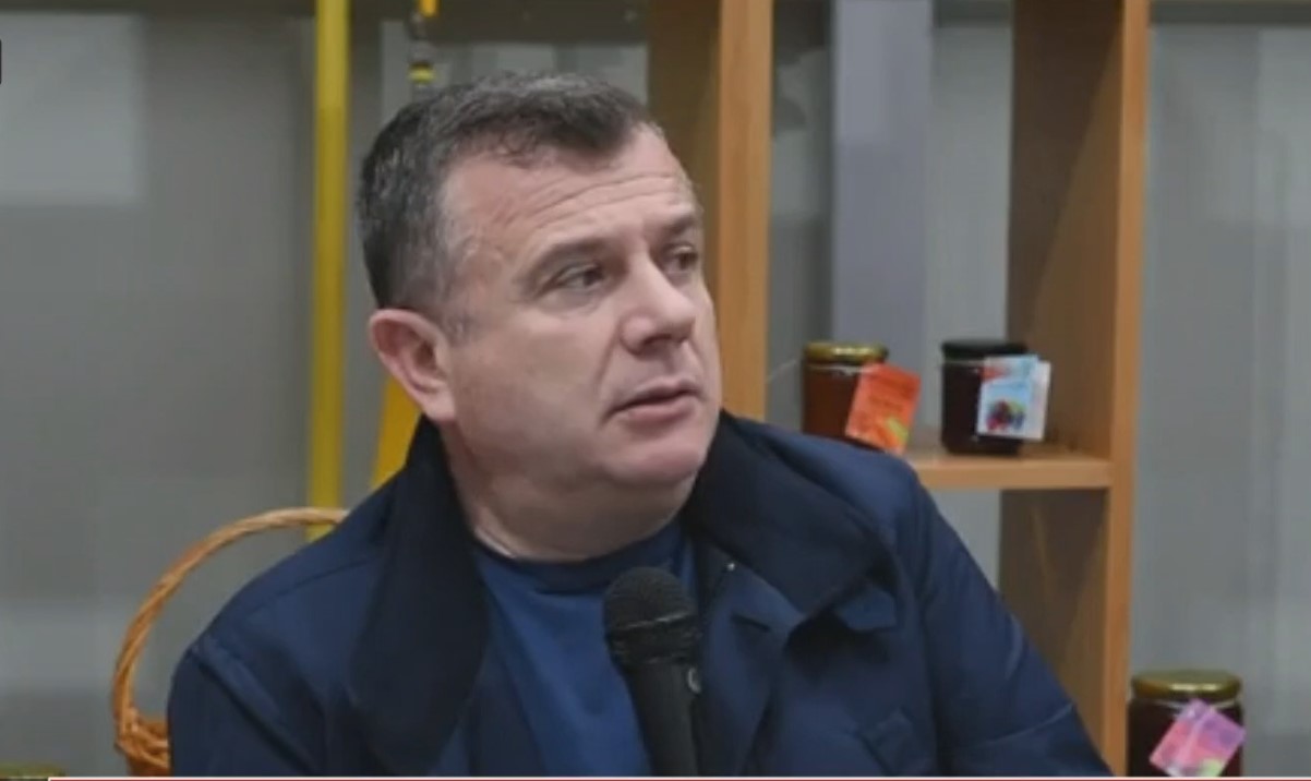 Taulant Balla përkujton sakrificën e Adem Jashari dhe familjes Jashari  Simbol i përjetshëm i lirisë së Kosovës