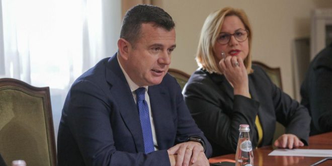 Taulant Balla: Jemi krenarë që Shqipëria gjatë Luftës së Dytë Botërore u vendos në anën e antifashistëve fitimtarë