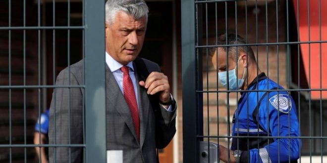 Marrja në pyetje e kryetarit të Kosovës, Hashim Thaçi nga Zyra e Prokurorisë së Gjykatës Speciale vazhdon edhe ditën e tretë