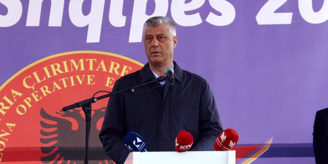 Kryetari i vendit, Hashim Thaçi i ka dekoruar të gjithë dëshmorët e rënë në Betejën Kosharës me “Urdhrin e Lirisë”