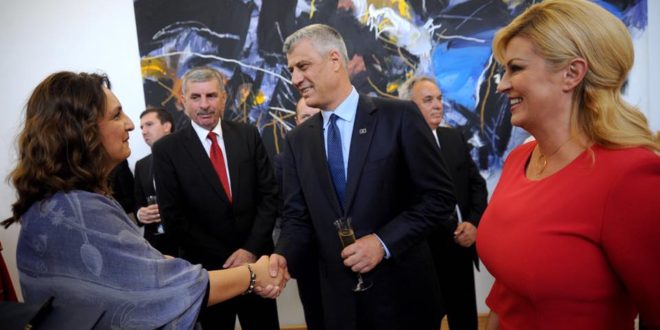 Kryetari i Kosovës, Hashim Thaçi, është pritur me nderimet më të larta shtetërore në Kroaci
