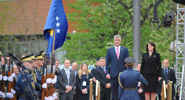 Thaçi inaugurohet në krye të shtetit (Përmbledhje)