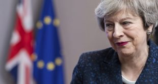 Kryeministrja e Britanisë, Theresa May sot dorëhiqet formalisht nga drejtimi i Partisë Konservatore