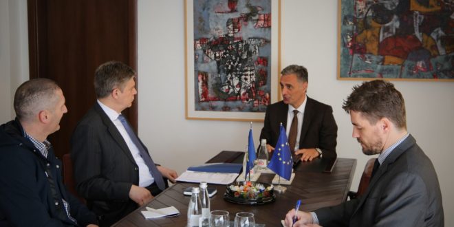 Kryeporkurori, Aleksandër Lumezi dhe shefi i EULEX-it, pajtohen për bashkëpunim në çështjet e krimeve të luftës