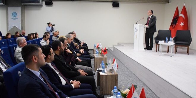 Në Tiranë është mbajtur diskutimit me temë “Rikuptimi i poetit të himnit kombëtar, Mehmet Akif Ersoy”