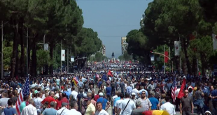 Sot pasdite në Tiranë mbahet protesta e katërt e opozitës edhe kësaj radhe e paralajmëruar si vendimtarja