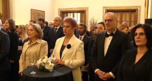 Kryetari i Shqipërisë, Bajram Begaj, bisedoi me përfaqësuesit e Trupit Diplomatik, në Tiranë