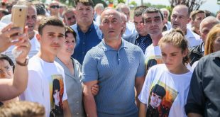 R. Haradinaj: Gushti i vitit 1998, na kujton qëndresën titanike të djemve të Dukagjinit në mbrojtje të pozicioneve të luftës
