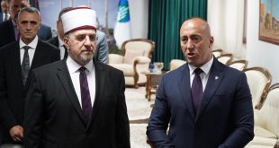 Kryeministri Haradinaj, me rastin e festës së Fitër Bajramit viziton Bashkësinë Islame të Kosovës