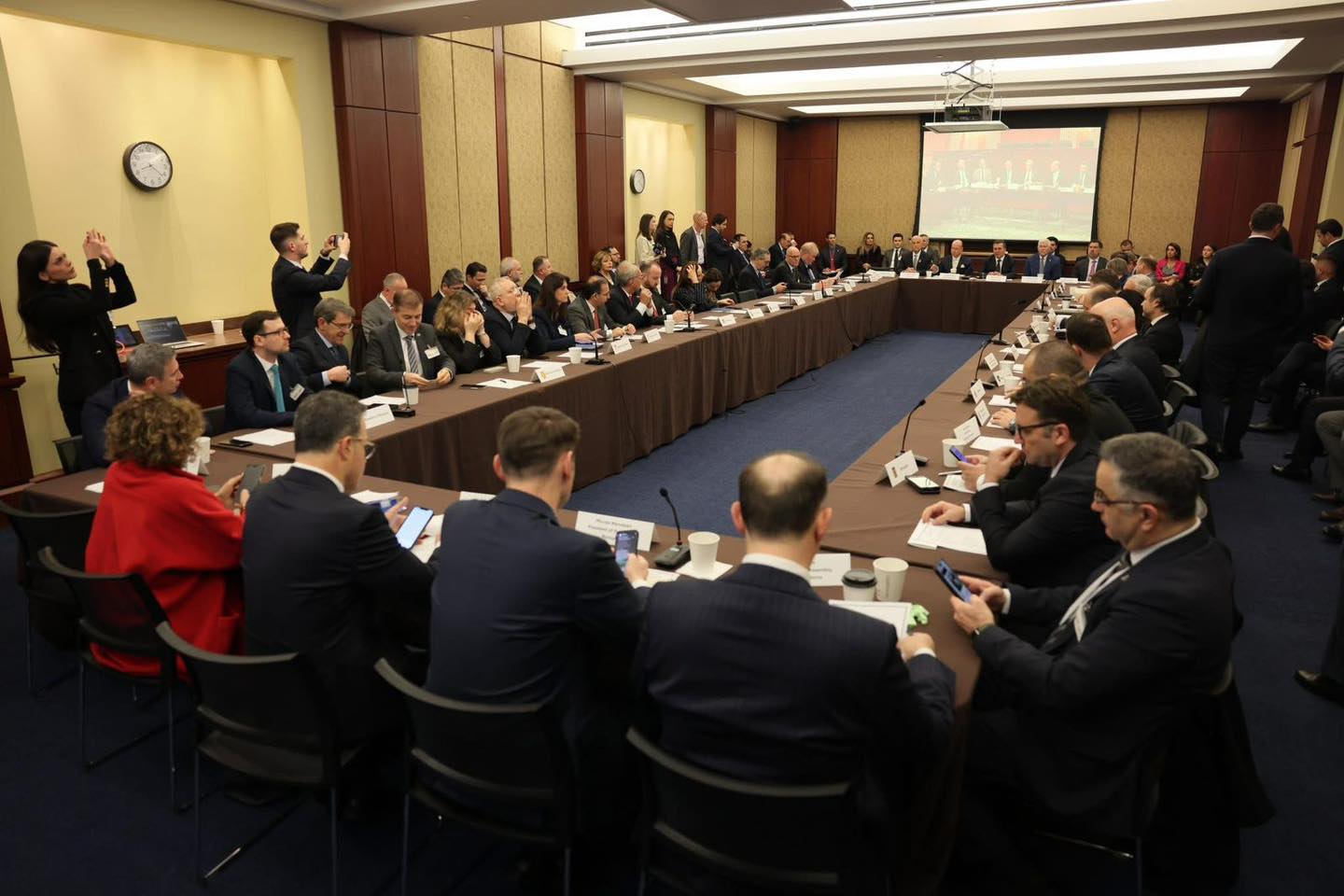 Pa përfaqësues të Qeverisë së Kosovës në forumin e sigurisë në Capitol Hill  opozita dhe Shqipëria kërkojnë anëtarësimin në NATO