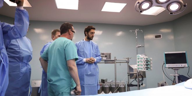 Ismaili: Më shërbimin 24-orësh në QKUK për trajtimin e sëmundjeve të zemrës është hequr lista e pritjes