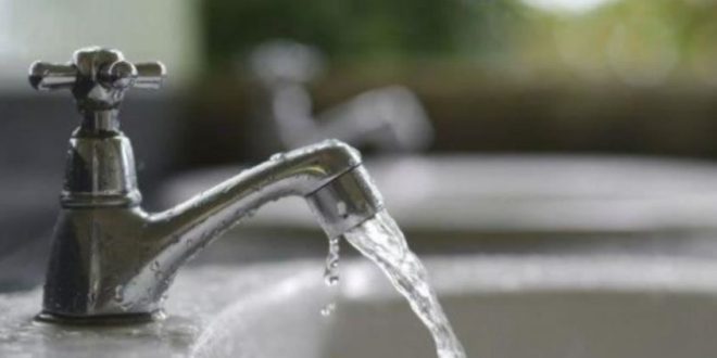 Ministria e Shëndetësisë ka hedhur poshtë pretendimet se uji i pijshëm në Kosovë është kacerogjen