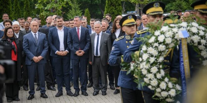 Haradinaj thotë se nuk do të ndalemi derisa ta fitojmë betejën për drejtësi dhe ta kodifikojmë të drejtën tonë