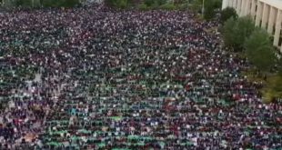 Mijëra besimtarë myslimanë sot sheshin “Skënderbej” në Tiranë morën pjesë në ceremoninë e faljes së Fitër Bajramit