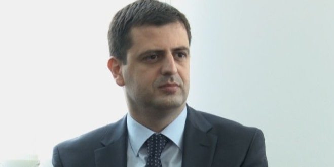 Valdet Sadiku: Përfaqësues të Gjykatës Speciale kundër UÇK-së marrin instrukcione në Beograd