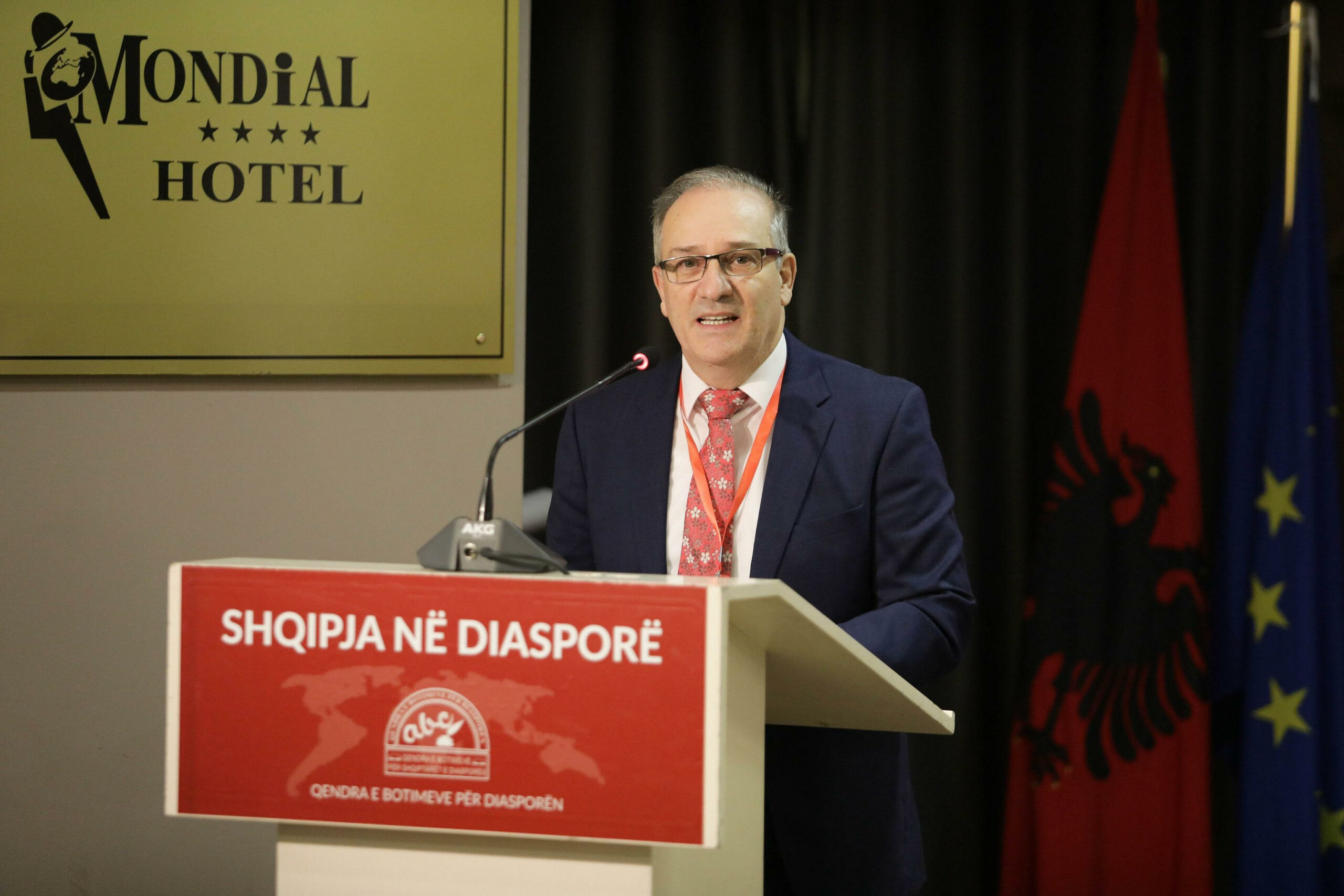 «Shqipja në Diasporë»   takim mbarëkombëtar në shërbim të gjuhës dhe kulturës kombëtare në Diasporë