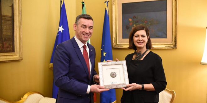 Kryekuvendari Kadri Veseli mori mbështetjen e Italisë për integrimet evropiane të Kosovës