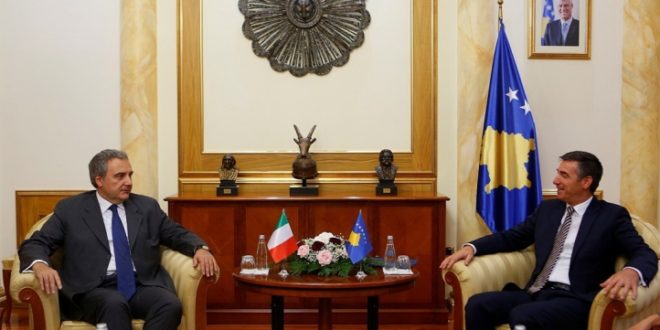 Kryekuvendari, Veseli, priti në takim ambasadorin e ri të Italisë në Kosovë, Piero Cristoforo Sardi