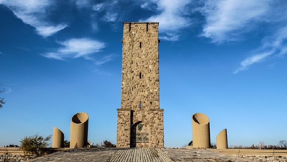 Qindra serbë provokuan sërish në Gazimestan