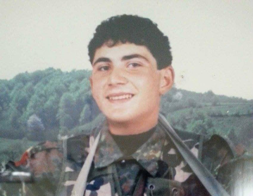 Visar Thaçi  31  10  1976   18  7  1998 