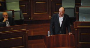 Visar Ymeri: Buxheti që prezantoi Qeveria sot në Kuvend e varfëron qytetarin e Kosovës