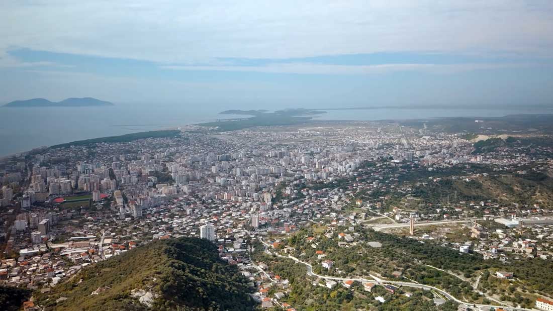 albert-z-zholi-biri-i-detit-gjigandi-i-vlores-tmerri-i-pirateve-ne-mesdhe