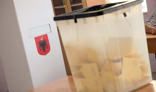 Votimi në zgjedhjet parlamentare të Shqipërisë po zhvillohet normalisht