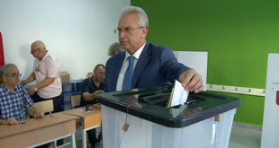 Hapen Qendrat e Votimit në Shqipëri