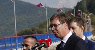 Aleksander Vuçiq përmes telefonit u thotë banorëve serb të Banjës se nuk mund t’i vizitojë ata