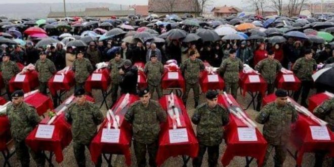 Ramush Haradinaj: 22 vite më pas, kujtojmë jetët e pafajshme që barbarët i rrëmbyen në Rrezallë të Drenicës dhe në Llovcë të Gjilanit